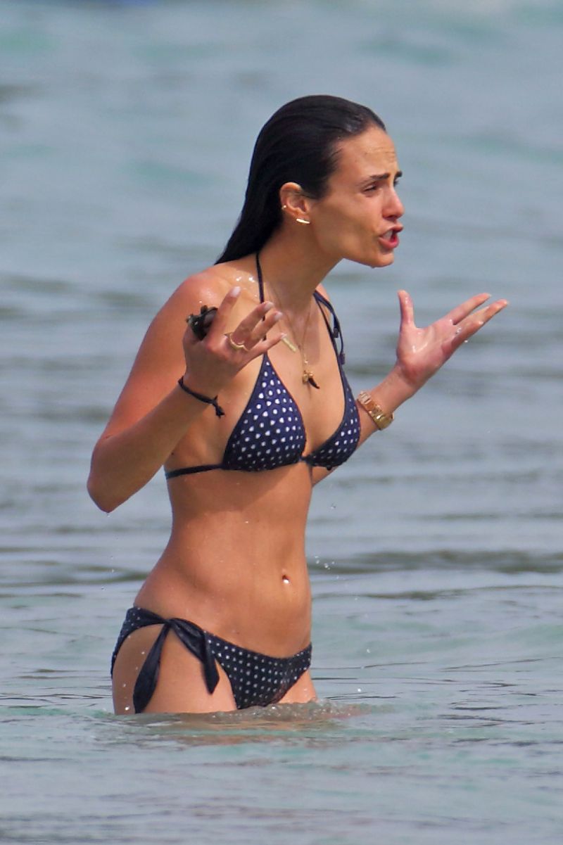 Jordana Brewster in bikini