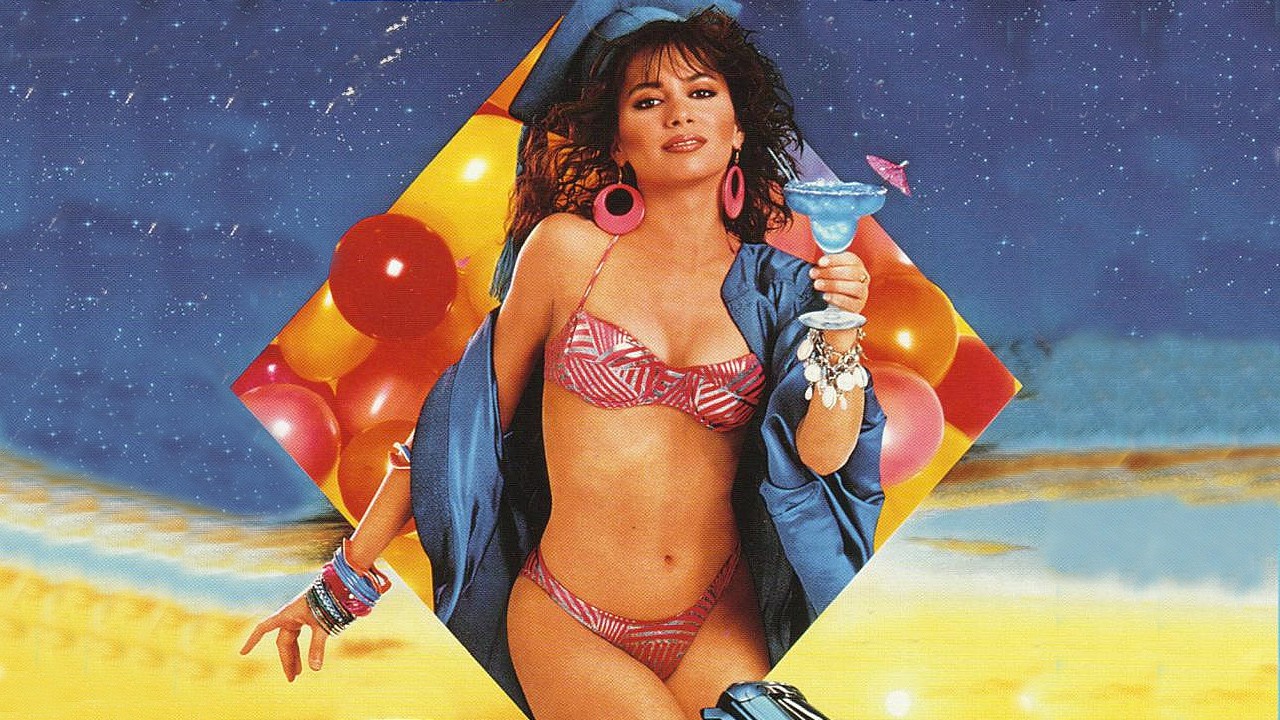 Joan Cusack bikini photo